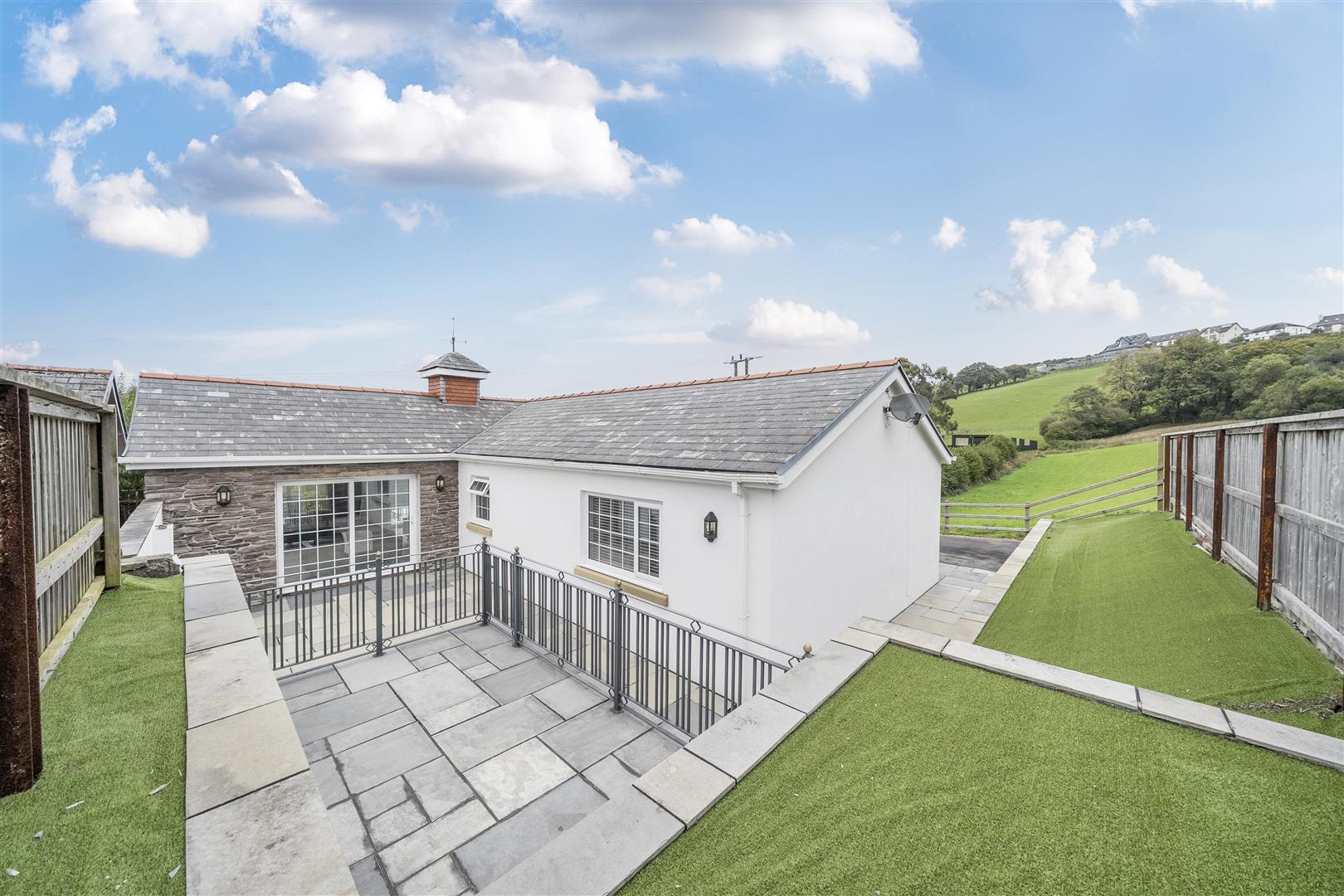 Sawel Court, Pontarddulais, Swansea, SA4 0TF